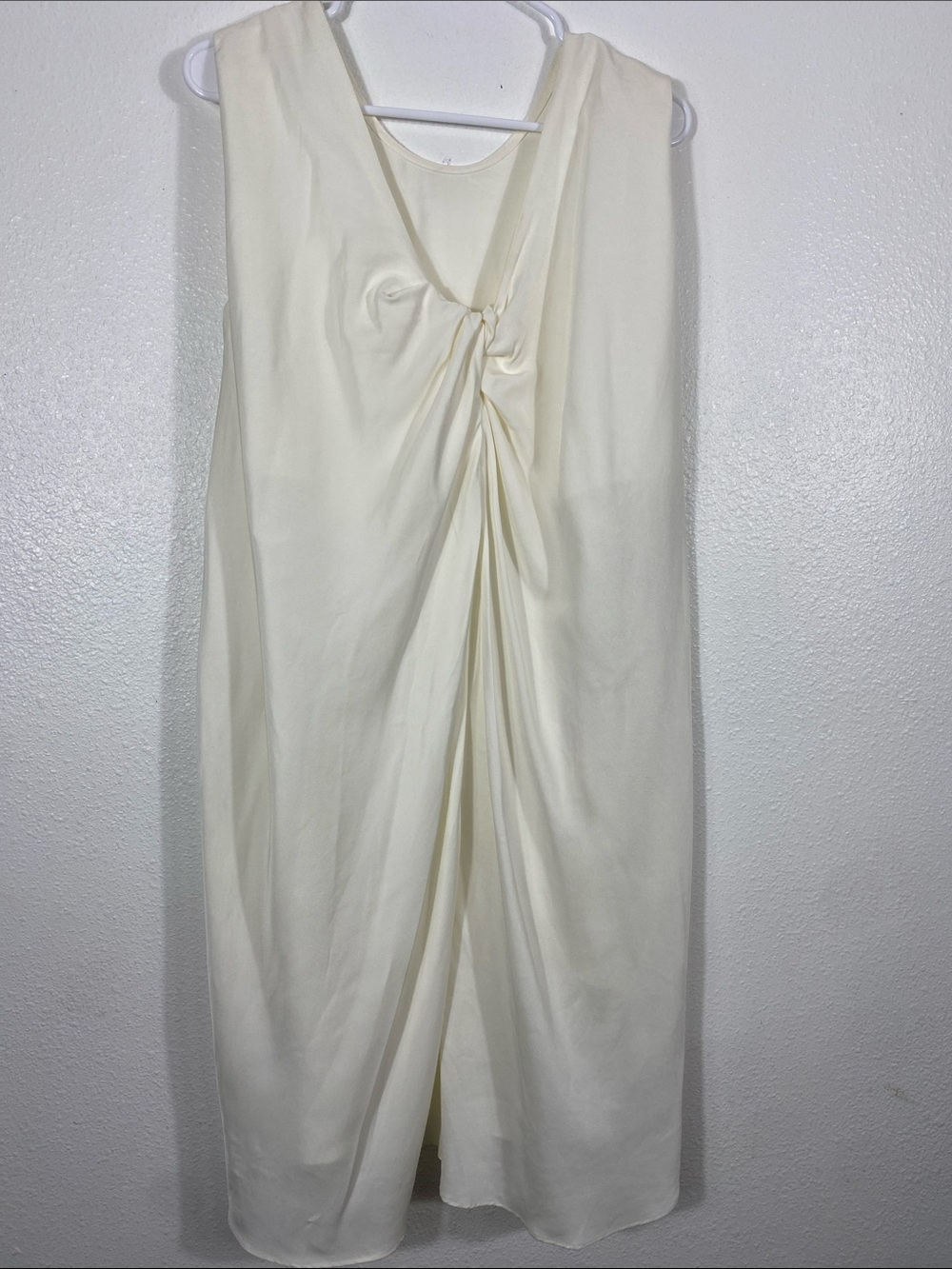 The Nkc Store Sleeveless V-Neck Satin Twist Midi Dress Cream One Size — image 6 of 8